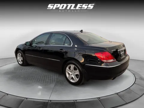 More photos of 2006 Acura RL SH-AWD w/Navi at Spotless Auto San Pedro, TX