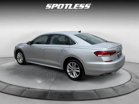 More photos of 2020 Volkswagen Passat SE at Spotless Auto San Pedro, TX