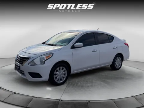 White 2016 Nissan Versa 1.6 S for sale in San Antonio, TX