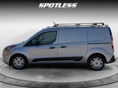 More photos of 2022 Ford Transit Connect XLT at Spotless Auto San Pedro, TX