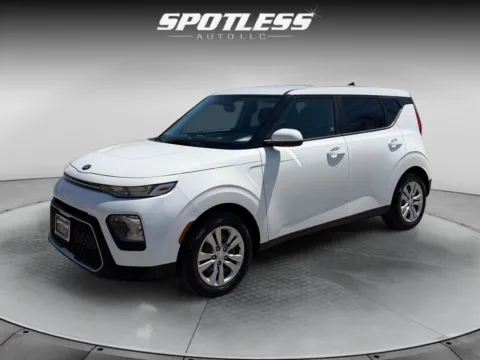 White 2021 Kia Soul for sale in San Antonio, TX