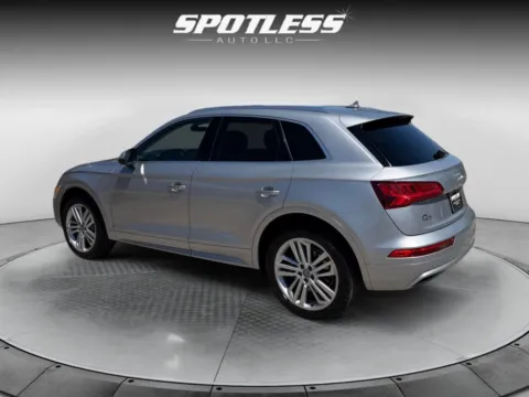 More photos of 2019 Audi Q5 quattro Premium Plus 45 TFSI at Spotless Auto San Pedro, TX
