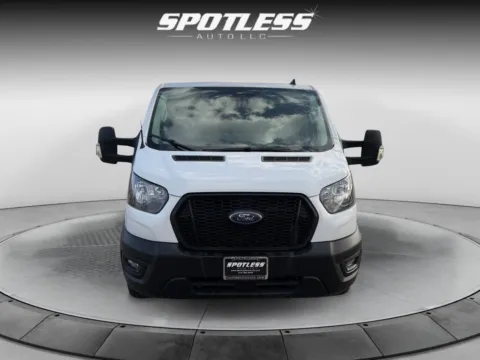 More photos of 2022 Ford Transit 350 XL at Spotless Auto San Pedro, TX