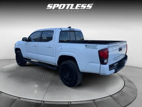 More photos of 2021 Toyota Tacoma at Spotless Auto San Pedro, TX