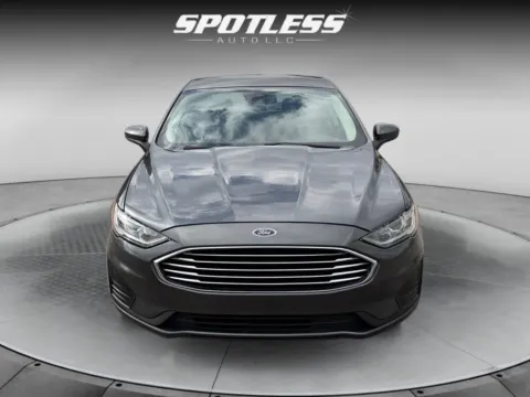 More photos of 2020 Ford Fusion SE at Spotless Auto San Pedro, TX