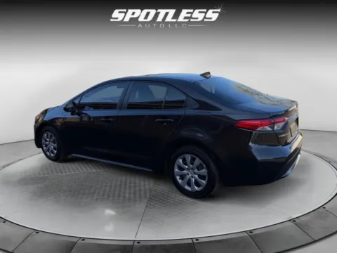 More photos of 2021 Toyota Corolla LE at Spotless Auto San Pedro, TX