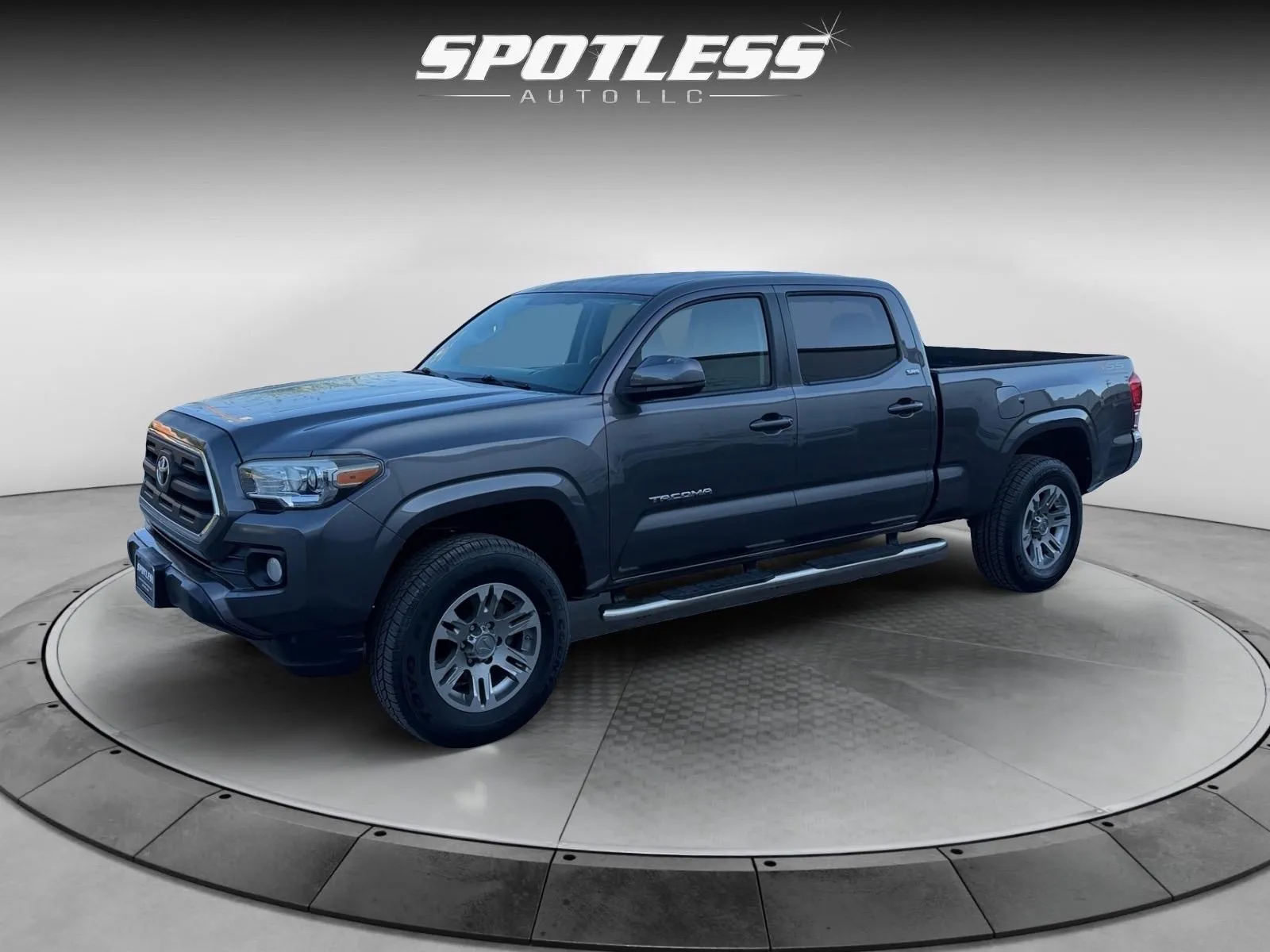 Gray 2016 Toyota Tacoma for sale in San Antonio, TX