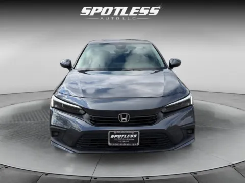 More photos of 2024 Honda Civic Touring at Spotless Auto San Pedro, TX