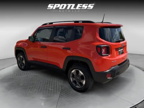 More photos of 2018 Jeep Renegade Sport at Spotless Auto San Pedro, TX