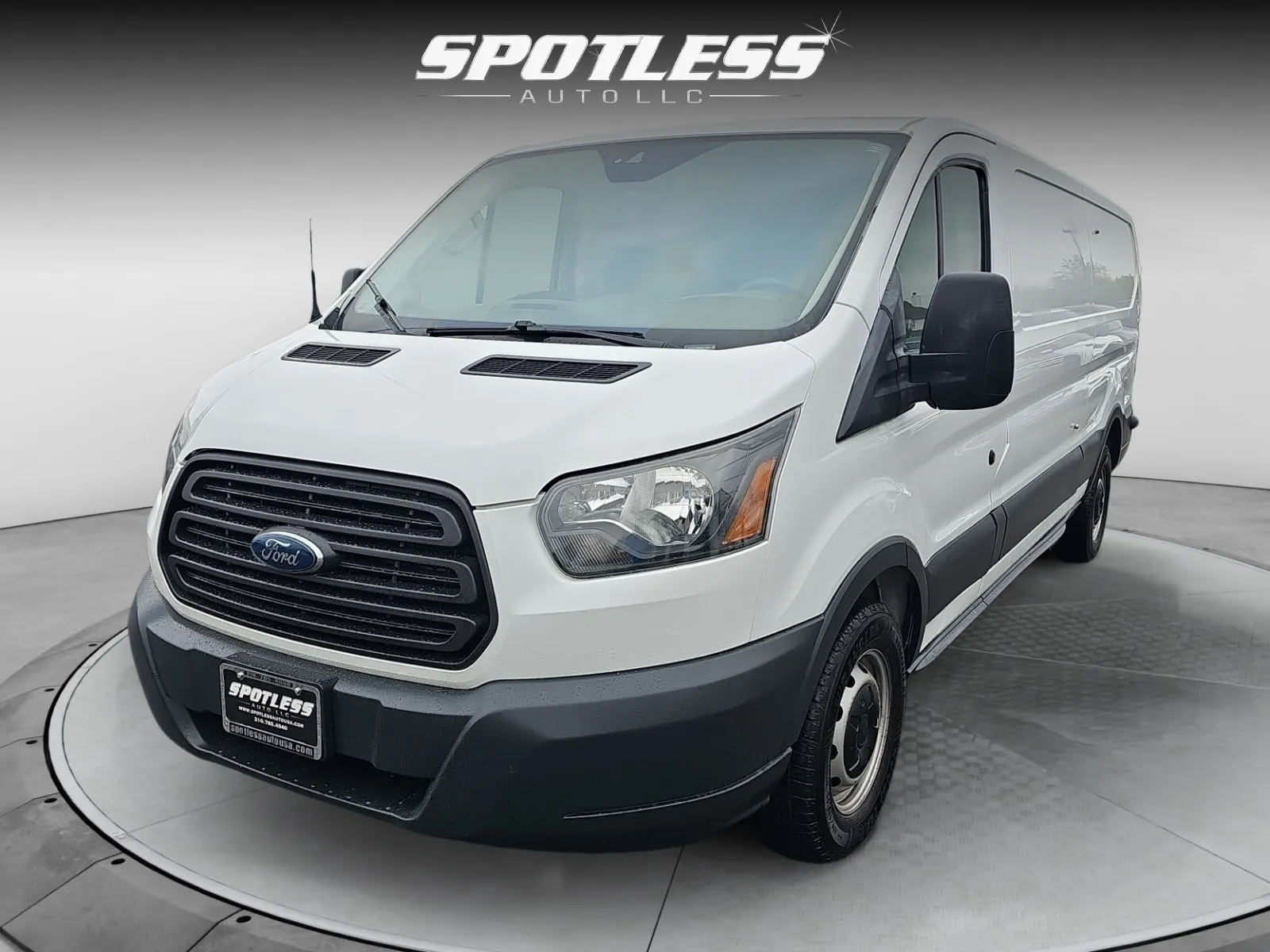 2018 Ford Transit 250 Van Low Roof Sliding Pass. 148 WB's photo