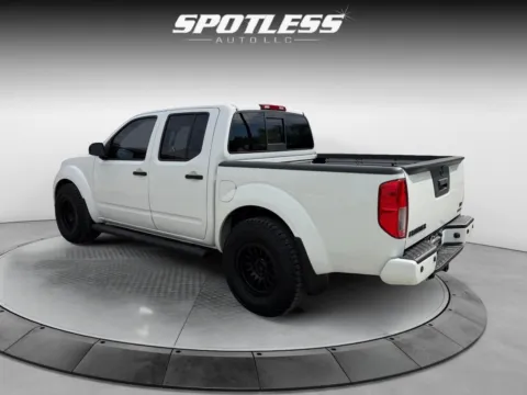 More photos of 2020 Nissan Frontier SV at Spotless Auto San Pedro, TX