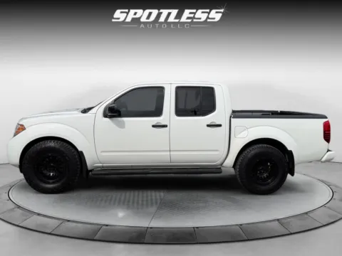 More photos of 2020 Nissan Frontier SV at Spotless Auto San Pedro, TX