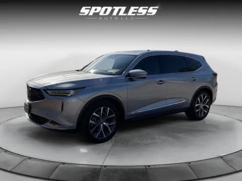 Silver 2022 Acura MDX w/Tech for sale in San Antonio, TX