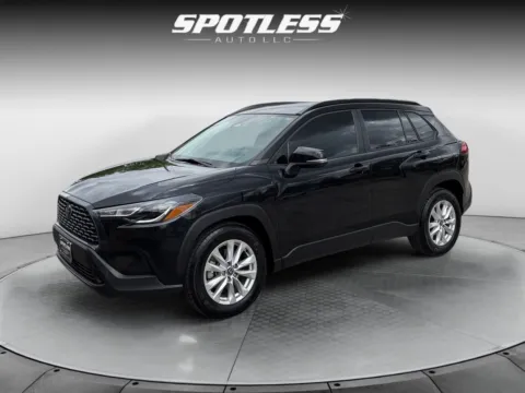 Black 2023 Toyota Corolla Cross LE for sale in San Antonio, TX