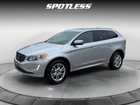 Silver 2015 Volvo XC60 T5 Drive-E Premier for sale in San Antonio, TX