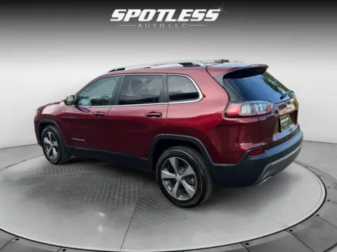 More photos of 2019 Jeep Cherokee at Spotless Auto San Pedro, TX