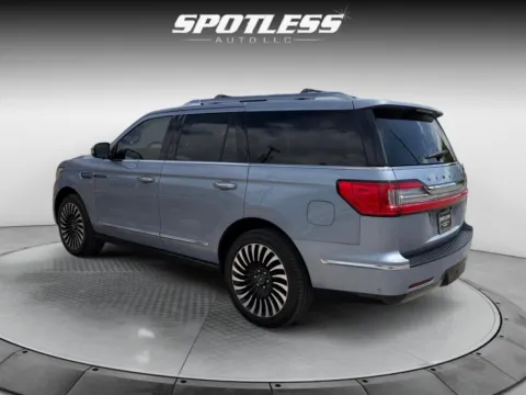 More photos of 2018 Lincoln Navigator Black Label at Spotless Auto San Pedro, TX