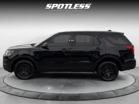 More photos of 2016 Ford Explorer Police Interceptor Utility at Spotless Auto San Pedro, TX