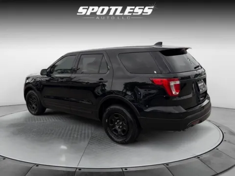 More photos of 2016 Ford Explorer Police Interceptor Utility at Spotless Auto San Pedro, TX
