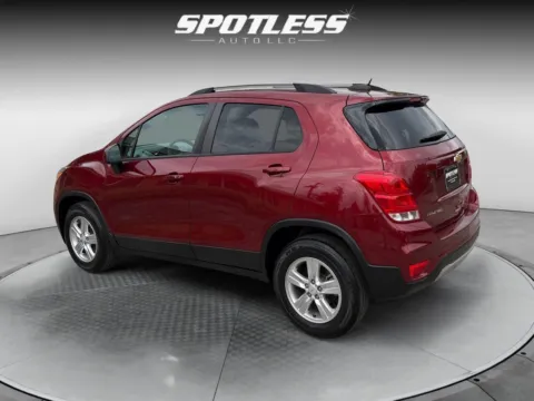 More photos of 2022 Chevrolet Trax LT at Spotless Auto San Pedro, TX