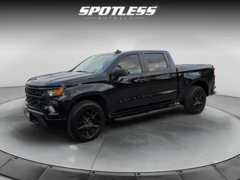 Black 2022 Chevrolet Silverado 1500 Custom for sale in San Antonio, TX