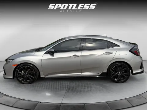 More photos of 2019 Honda Civic Sport Touring at Spotless Auto San Pedro, TX