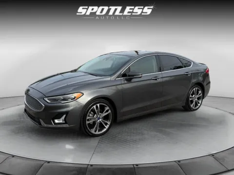 Gray 2020 Ford Fusion Titanium for sale in San Antonio, TX