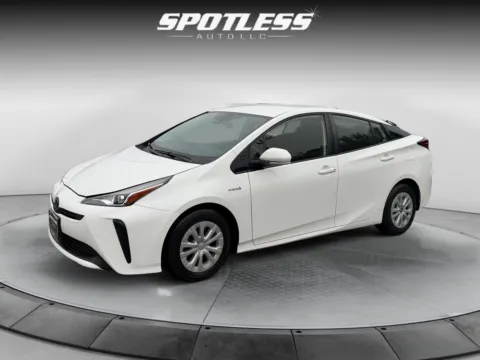 White 2019 Toyota Prius for sale in San Antonio, TX