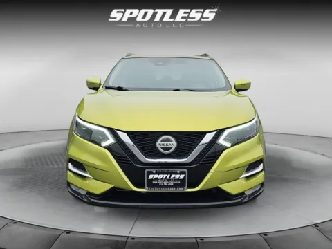More photos of 2020 Nissan Rogue Sport SL at Spotless Auto San Pedro, TX