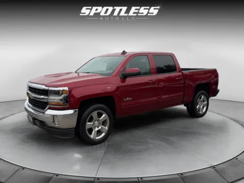 Red 2018 Chevrolet Silverado 1500 LT for sale in San Antonio, TX