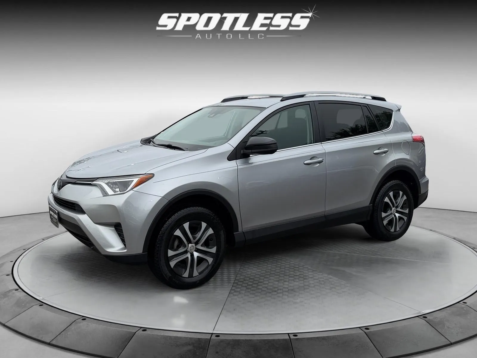 Silver 2017 Toyota RAV4 LE for sale in San Antonio, TX