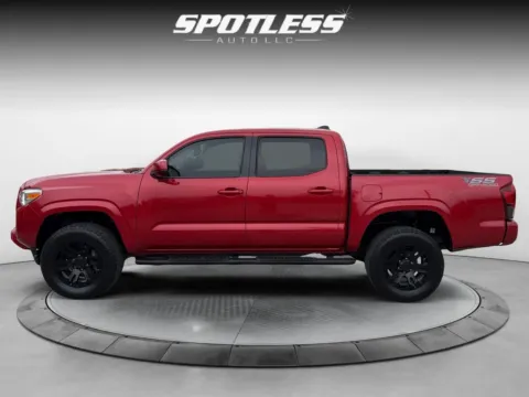 More photos of 2022 Toyota Tacoma at Spotless Auto San Pedro, TX