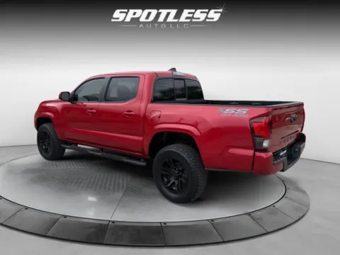 More photos of 2022 Toyota Tacoma at Spotless Auto San Pedro, TX