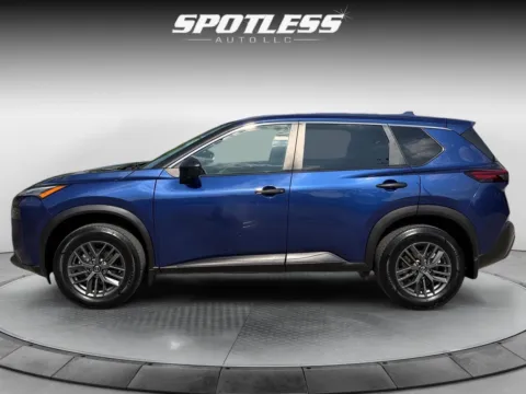 More photos of 2021 Nissan Rogue S at Spotless Auto San Pedro, TX
