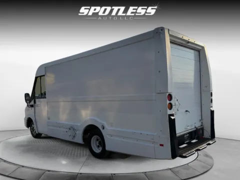 More photos of 2013 Isuzu NPR at Spotless Auto San Pedro, TX