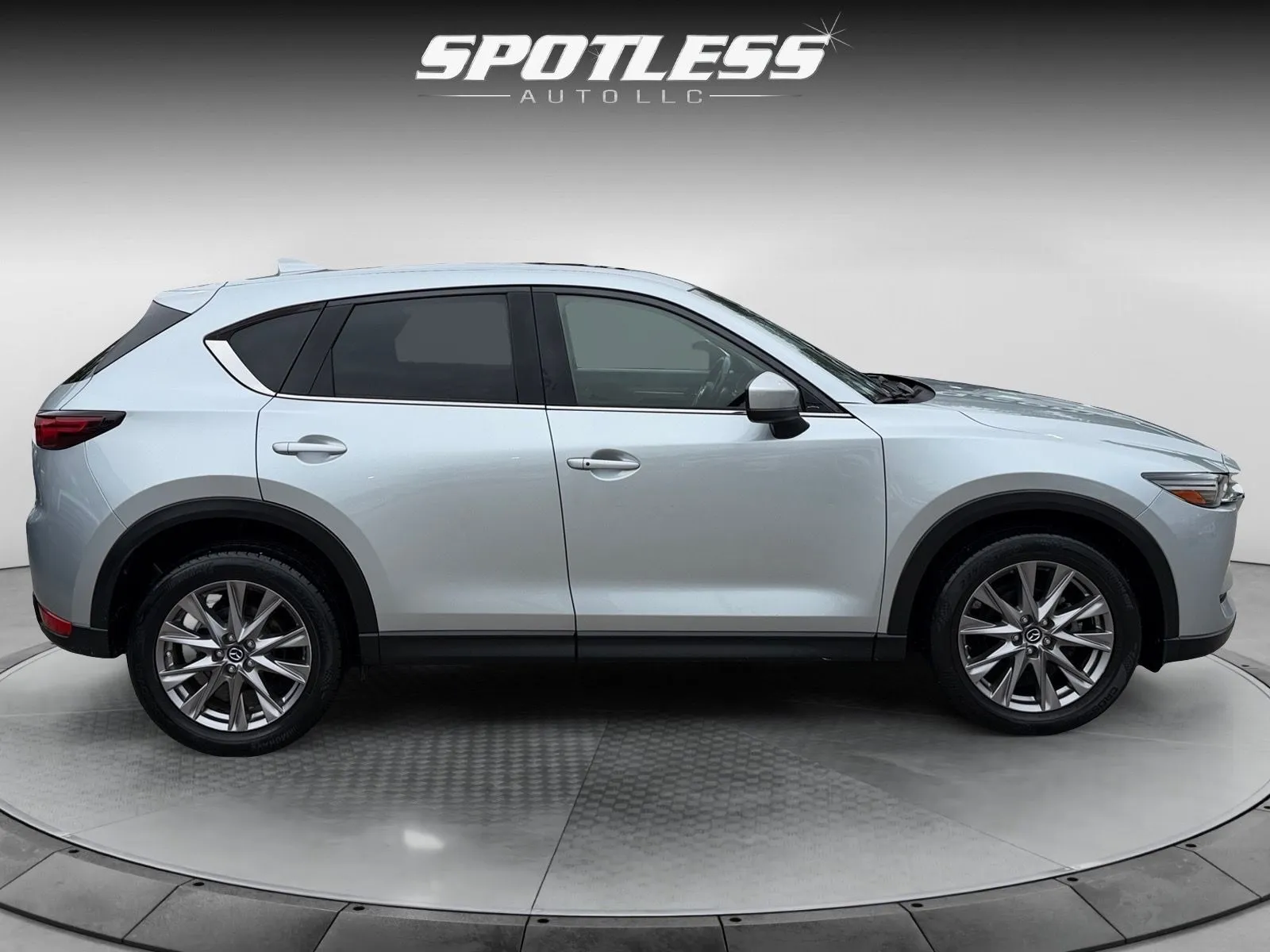 Mazda CX-5 photo 8