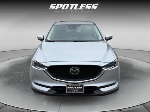 More photos of 2019 Mazda CX-5 Grand Touring at Spotless Auto San Pedro, TX
