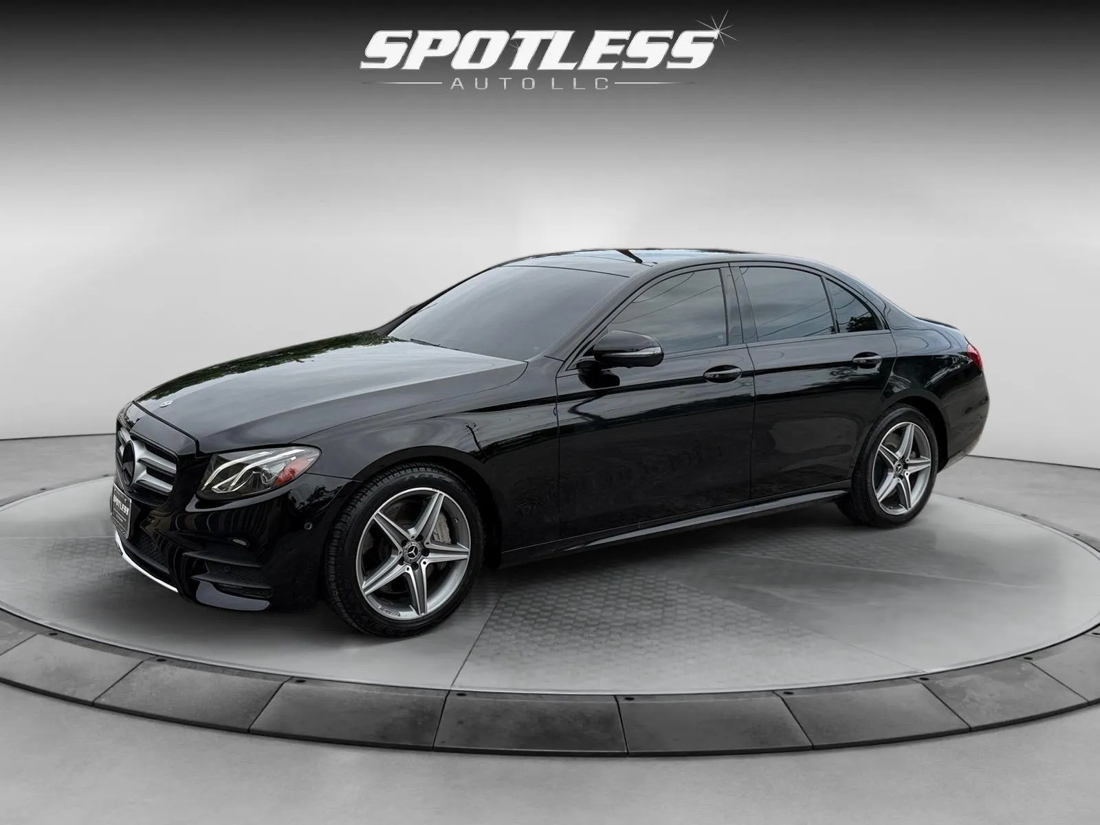 Black 2019 Mercedes-Benz E-Class E 450 4MATIC for sale in San Antonio, TX