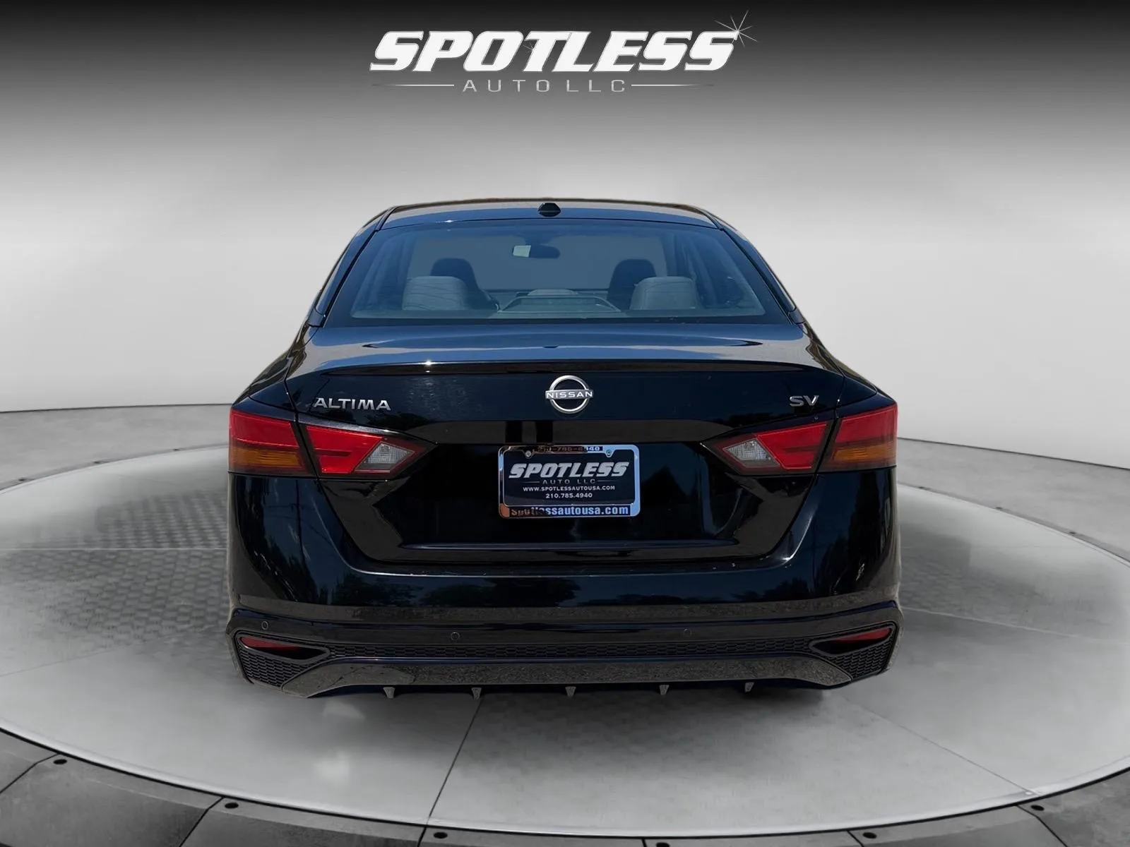 2023 Nissan Altima SV - Photo 6