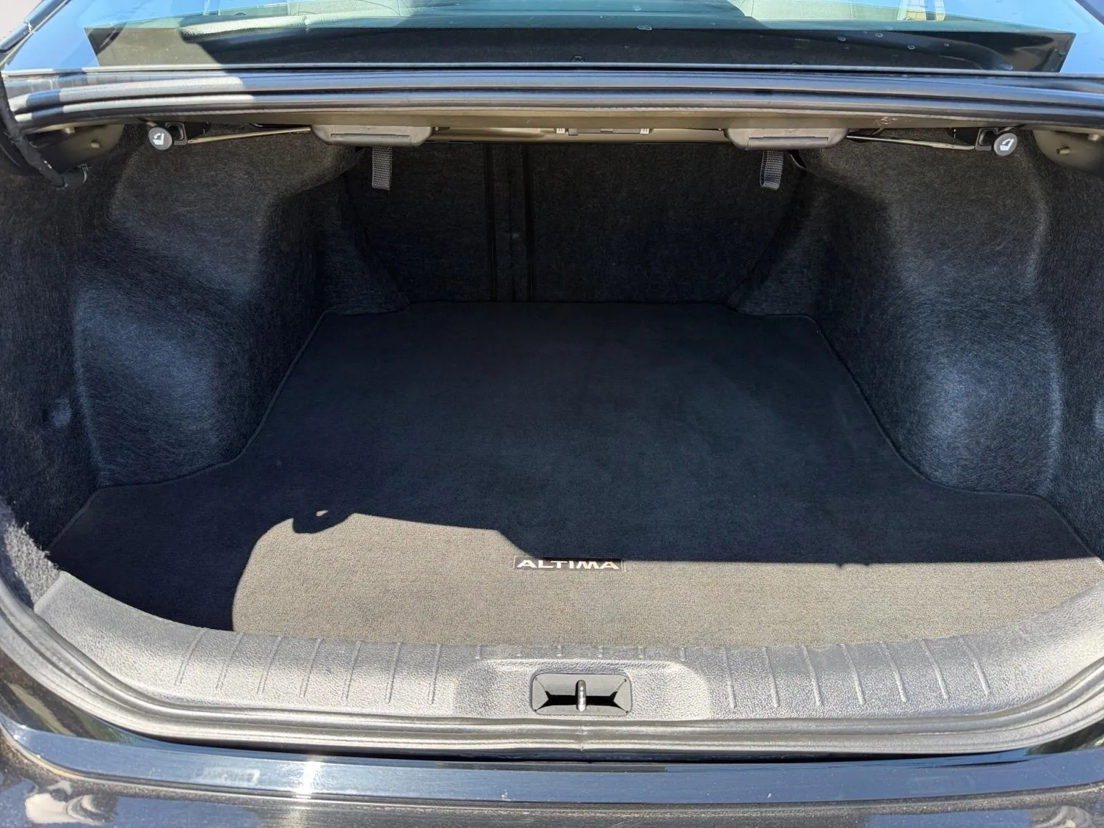 2023 Nissan Altima SV - Photo 27