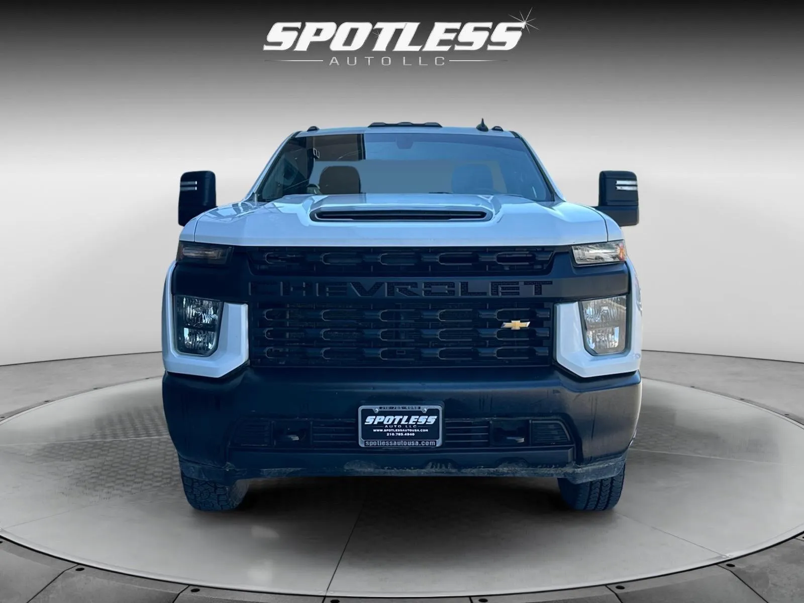 Chevrolet Silverado photo 5