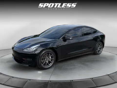 Black 2021 Tesla Model 3 Standard Range Plus for sale in San Antonio, TX