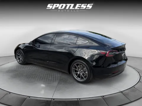 More photos of 2021 Tesla Model 3 Standard Range Plus at Spotless Auto San Pedro, TX