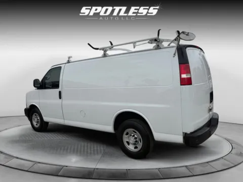 More photos of 2017 Chevrolet Express 3500 at Spotless Auto San Pedro, TX