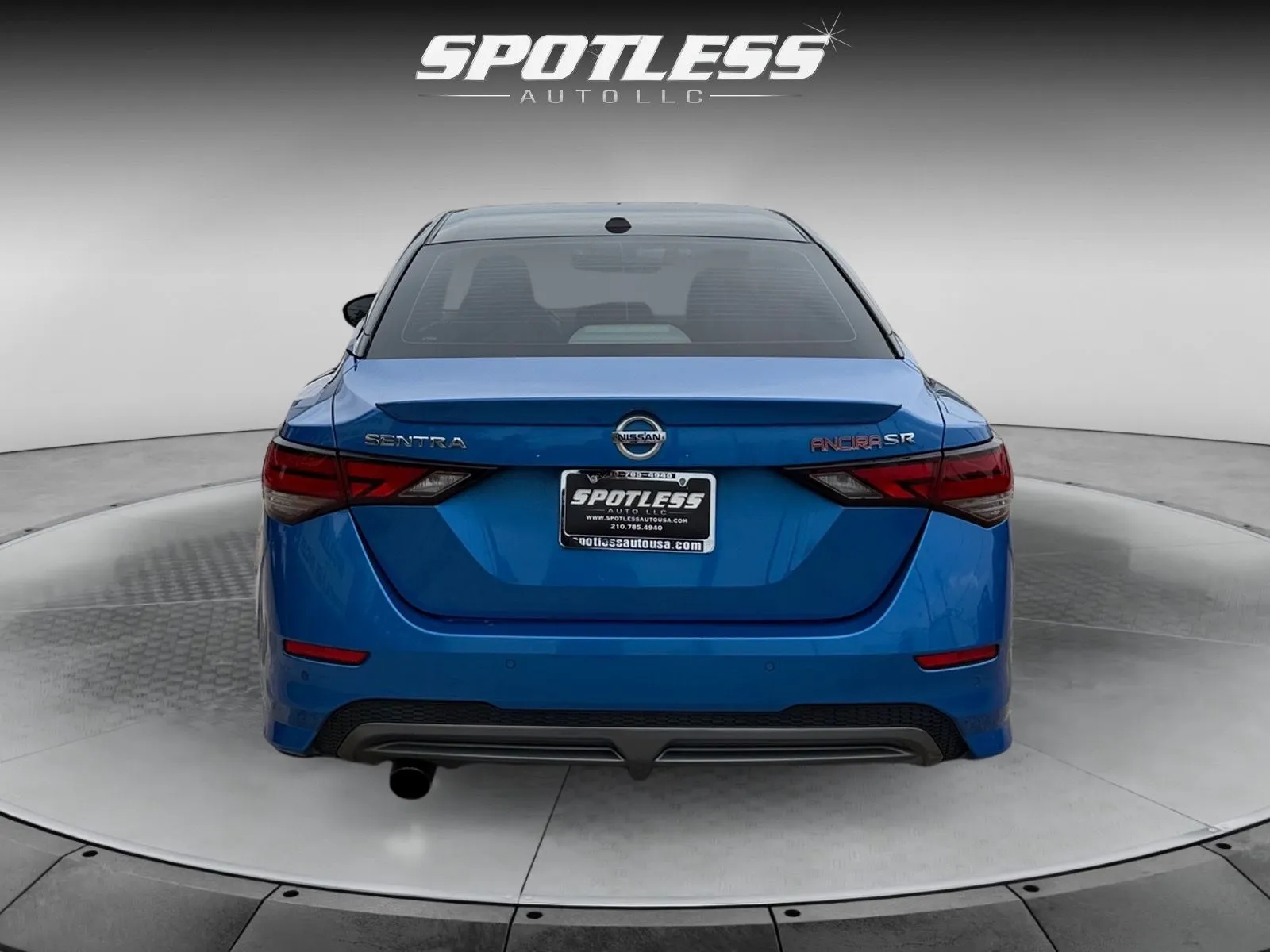 Nissan Sentra photo 6