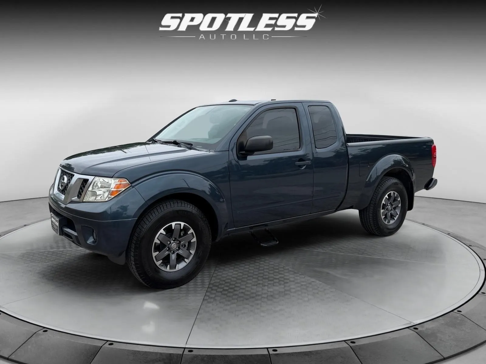 Blue 2015 Nissan Frontier for sale in San Antonio, TX