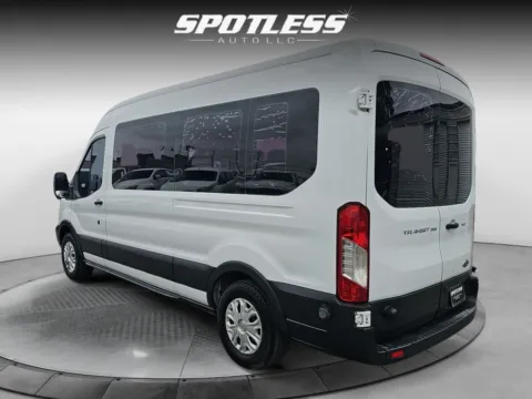 More photos of 2017 Ford Transit 350 XLT at Spotless Auto San Pedro, TX