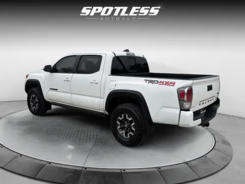 More photos of 2021 Toyota Tacoma at Spotless Auto San Pedro, TX