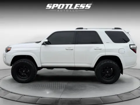 More photos of 2020 Toyota 4Runner at Spotless Auto San Pedro, TX
