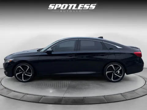 More photos of 2019 Honda Accord Sport at Spotless Auto San Pedro, TX